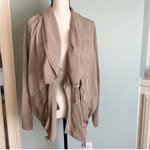 Ellane Rose Jacket - Picture 1 of 5